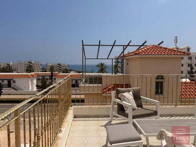 detachedHouse-6a328dbc81cd3-1.jpg