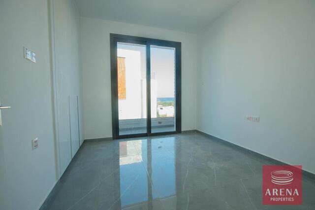 detachedHouse-DSC_5441-2.jpg