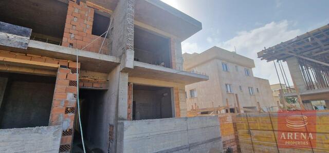 detachedHouse-69e5e9a65856e-1.jpg