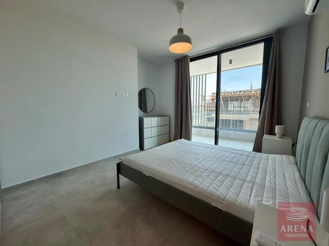 apartment-6a74875230142-5.jpg