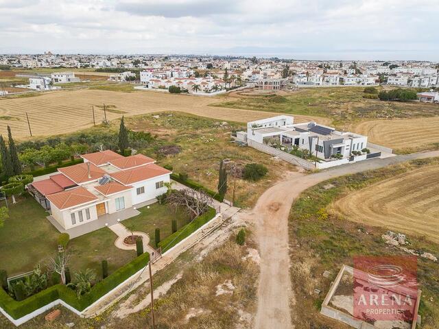 land-6-land-in-paralimni-7988.jpeg
