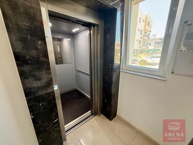apartment-6a33d12998454-1.jpg
