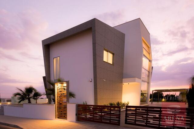 Villa in Ayia Napa for Sale – photo 6