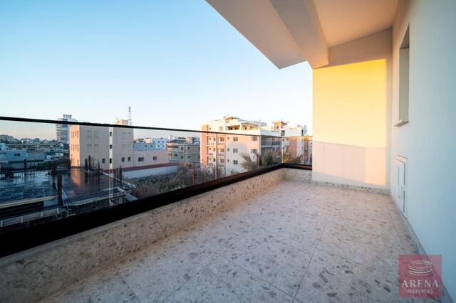 apartment-1-2-BED-PENTHOUSE-LARNACA-10425-10.jpg