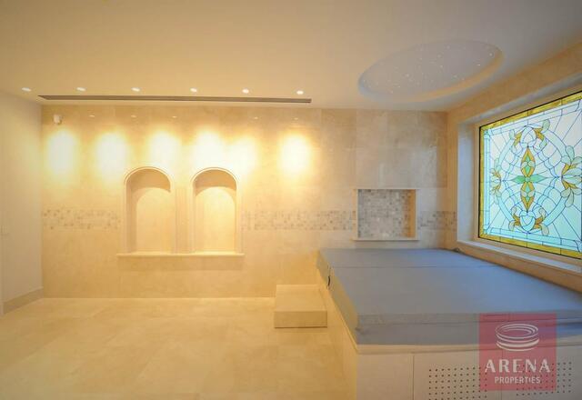 5 Bed Villa in Pervolia – photo 18