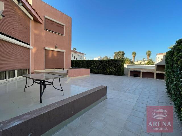 detachedHouse-3-4-bed-house-in-Sotiros-6363.jpg
