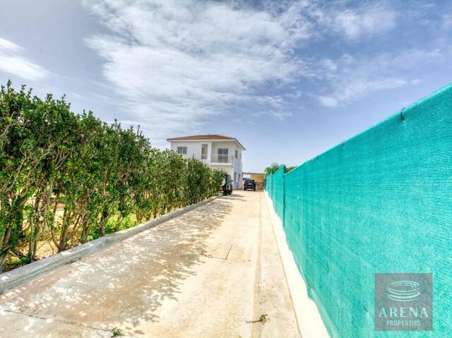 4 Bedrooms Villa in Protaras – photo 4
