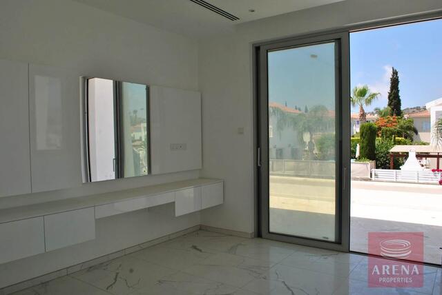 detachedHouse-23-NEW-VILLAS-IN-PROTARAS-6236.jpeg