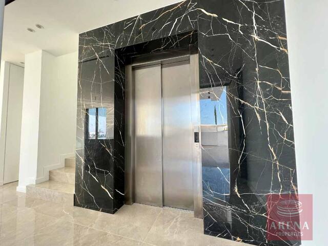detachedHouse-14-1-luxury-villa-in-ayia-thekla-6154.jpg