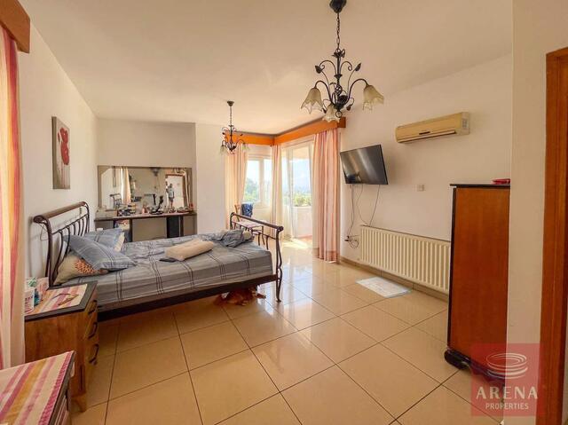 Luxury 6 Bed-Villa For Sale In Ayia Napa – photo 30