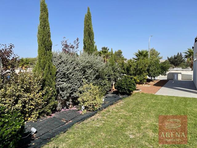 detachedHouse-18-Villa-for-sale-in-Dekelia-6383.jpeg