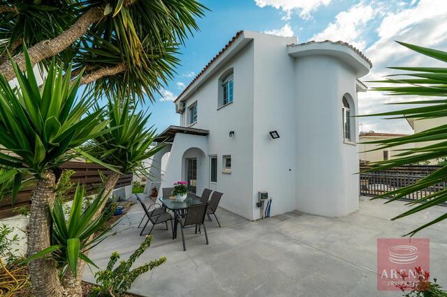 Amazing 3-Bedroom Villa for Sale in Pernera – photo 14