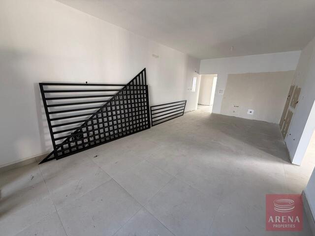 2-Bedroom Penthouse with Roof Garden in Aradippou for Sale – photo 7