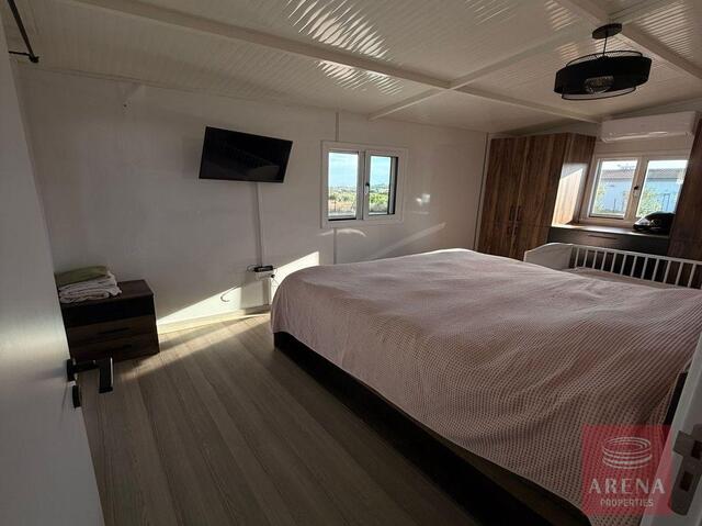 detachedHouse-6a2bd5b165d9e-1.jpg