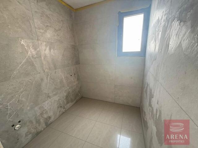 Modern 2 Bed Apartment in Pyla – photo 5