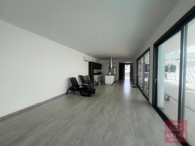 detachedHouse-6-VILLA-IN-DEKELIA-8336.jpg