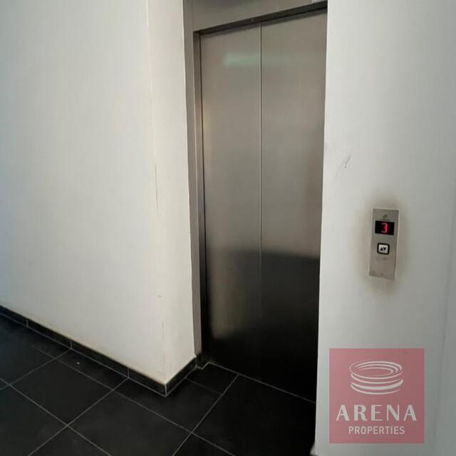 Brand-New 2-Bedroom Apartment for Resale in Aradippou – photo 4