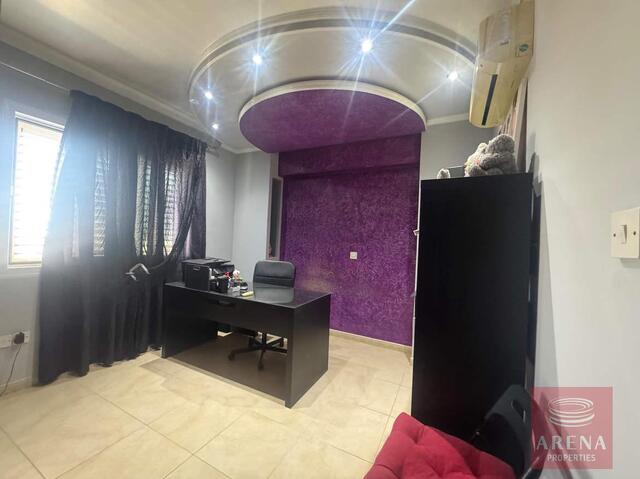 3 Beds - Penthouse For Sale In Derynia – photo 14