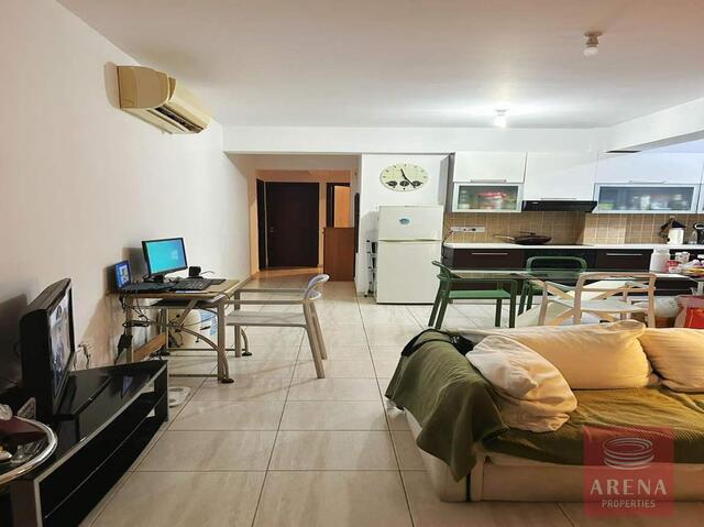 apartment-6a05ada229db3-5.jpg