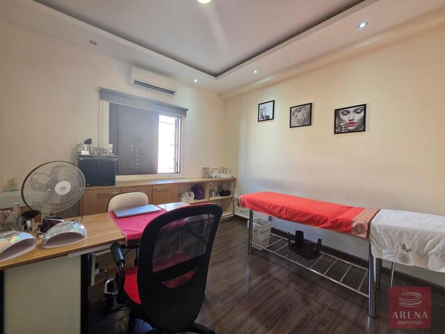 apartment-6a228498bea59-3.jpg