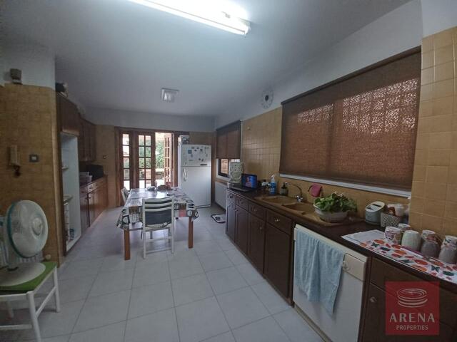 detachedHouse-22-3-BED-VILLA-IN-PYLA-7456-1.jpg