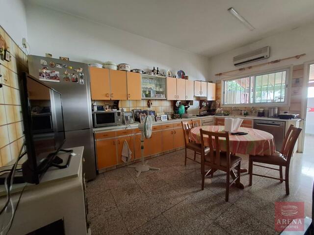 detachedHouse-1-HOUSE-SOTIROS-9979-30-1.jpg