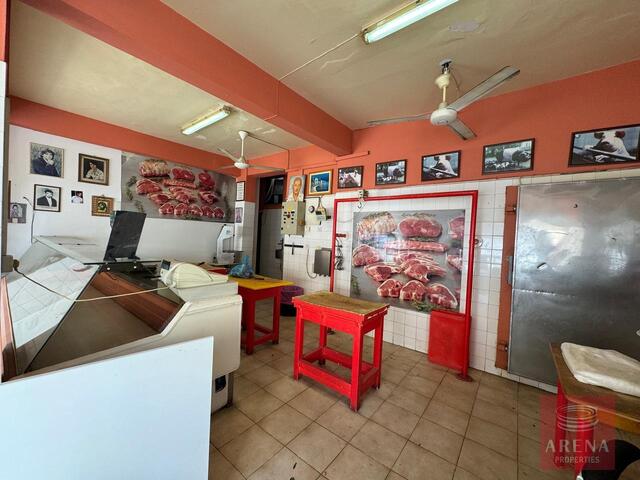 realEstateForBusiness-5-Builing-in-paralimni-8888.jpg