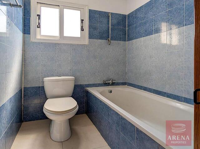 2 Bedroom Apartment For Sale In Livadia – photo 9