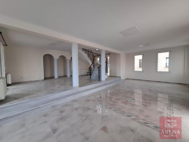 detachedHouse-69f896ee038ab.jpg