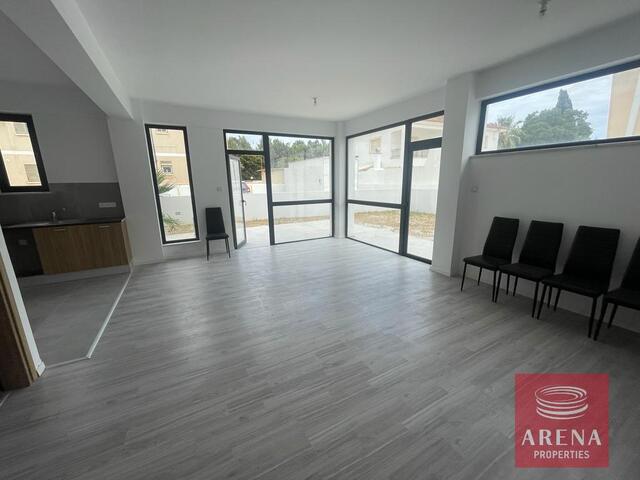 detachedHouse-3-3-bed-townhouse-in-dekelia-7031-2.jpg