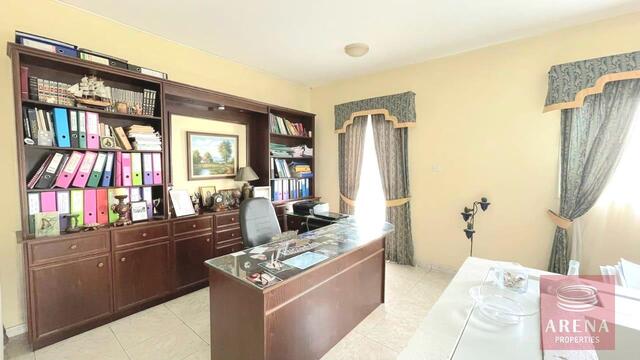 detachedHouse-28-VILLA-IN-ANAFOTIDA-9094.jpg
