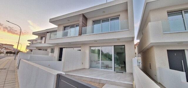 detachedHouse-4-1-3.jpg