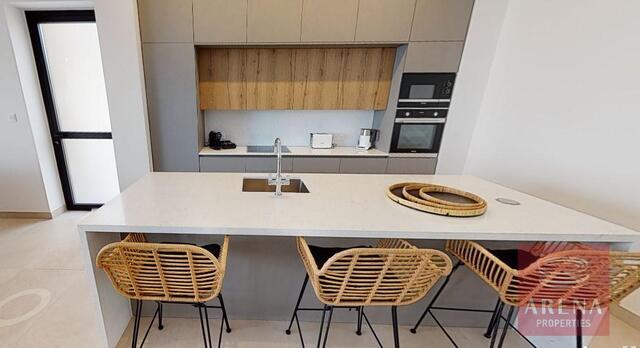 detachedHouse-9-4-BED-VILLA-IN-CAPE-GRECO-7255-1.jpg