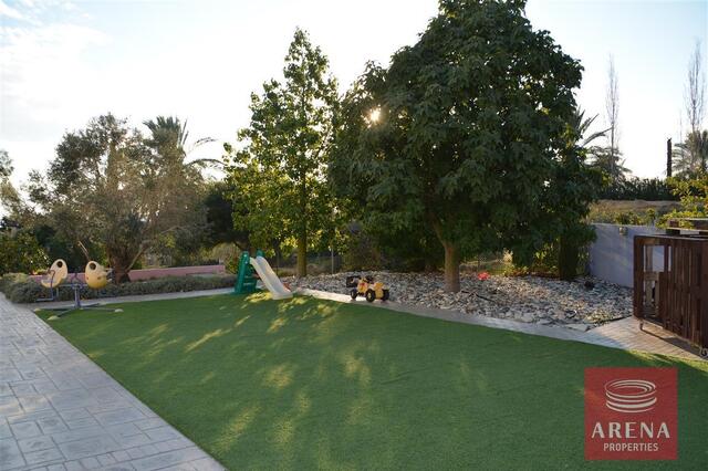 detachedHouse-8-VILLA-CYPRUS-4491.jpg