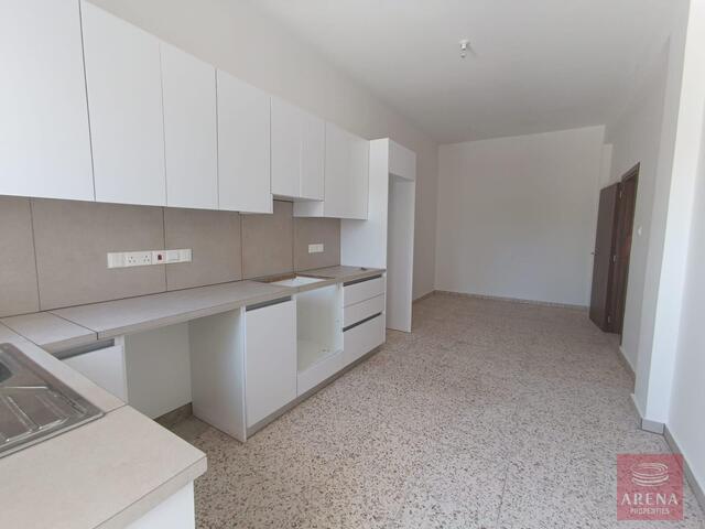 bungalow-13-houses-in-pervolia-8297.jpg