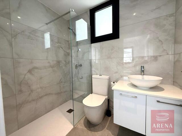 apartment-6a05b5771f739-13.jpg