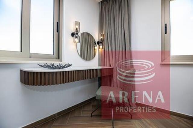 apartment-6996ca8029892-2.jpg