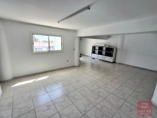 realEstateForBusiness-1-OFFICE-SPACE-FOR-RENT-9353-11.jpg