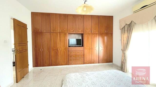 detachedHouse-31-VILLA-IN-ANAFOTIDA-9094.jpg