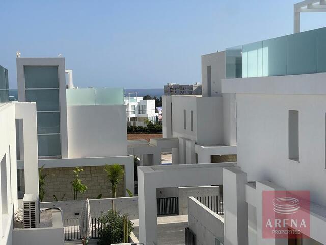 detachedHouse-21-5-BED-VILLA-IN-PROTARAS-7584.jpeg