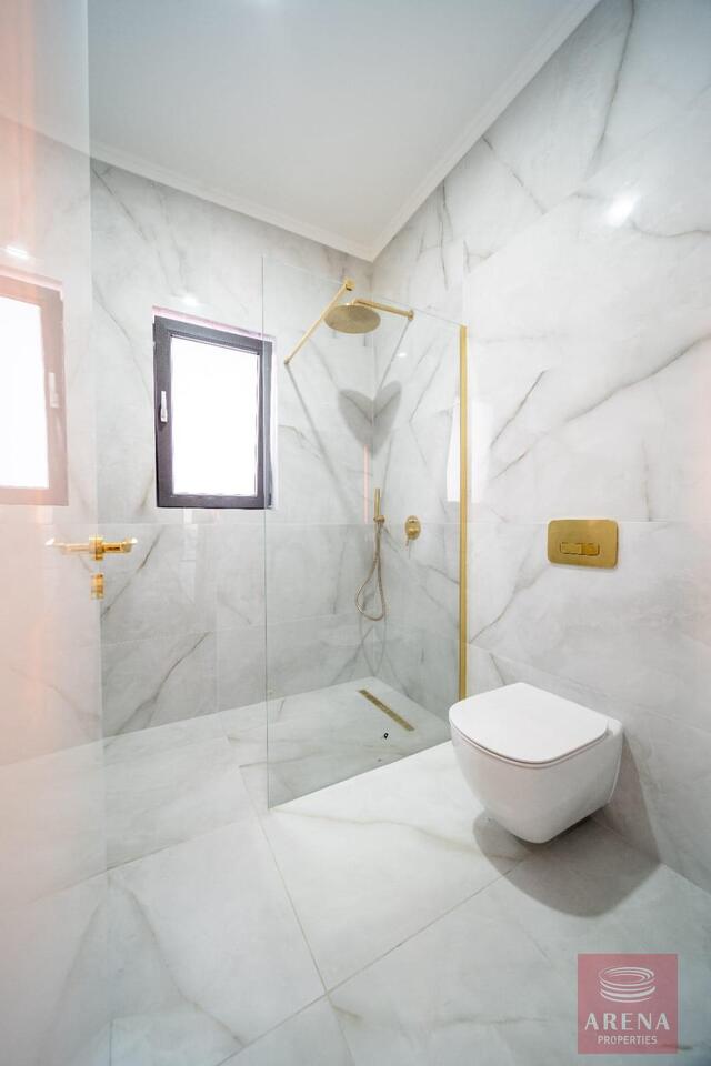 apartment-1-2-BED-PENTHOUSE-LARNACA-10425-4.jpg