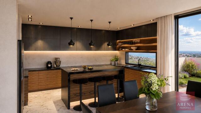 detachedHouse-6a0f4061a2346.jpg