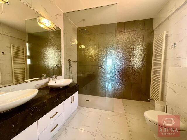 5 Bed Villa in Pervolia – photo 29