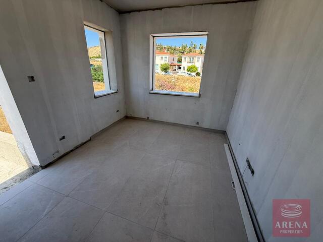 detachedHouse-6a18266a431e0-1.jpg