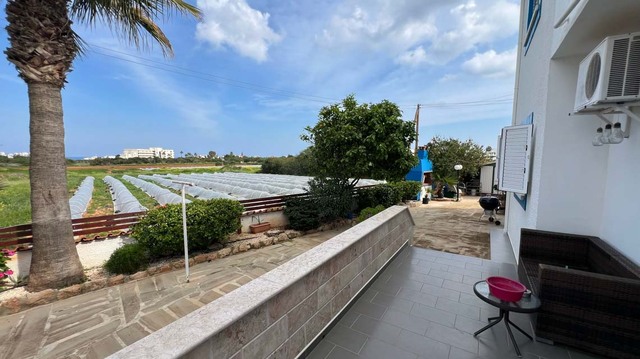 detachedHouse-1-3-BED-VILLA-PARALIMNI-9350-13.jpg