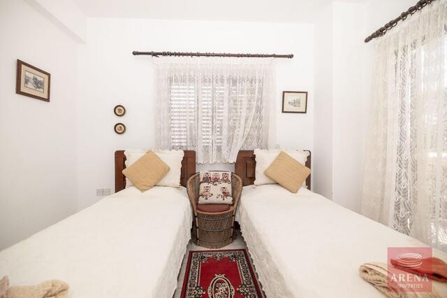 4-Bedroom Villa in the Pernera Area of Protaras – photo 19