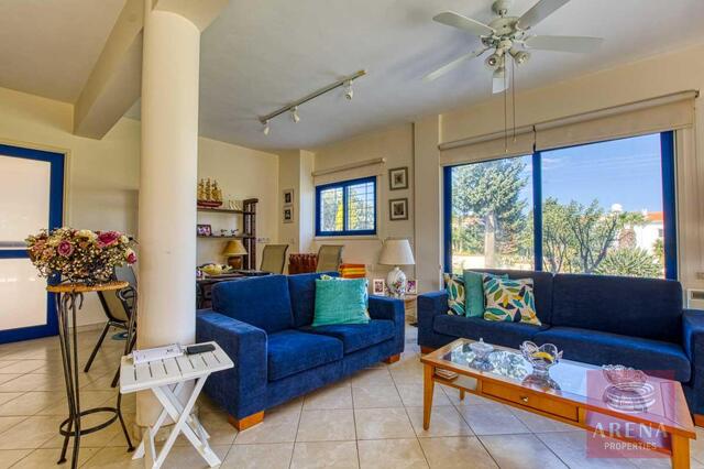 6 Bed Villa in Protaras – photo 11
