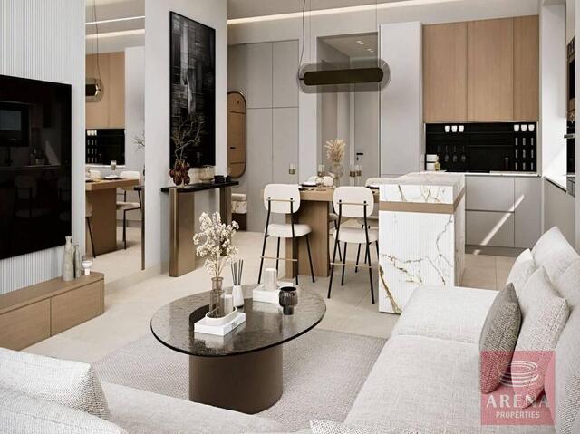 penthouse-6a157f24e0e87-20.jpg