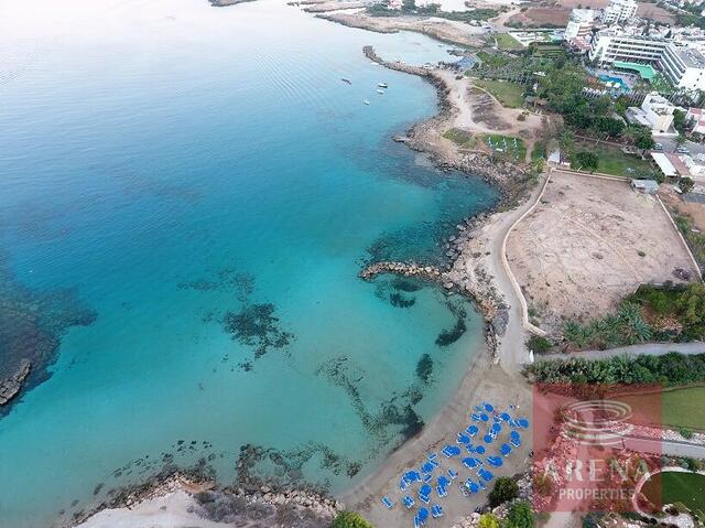 Beachfront Apartment in Protaras – photo 18