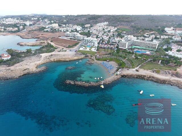 Beachfront Apartment in Protaras – photo 19